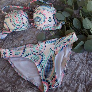 American Eagle Swimsuit Top